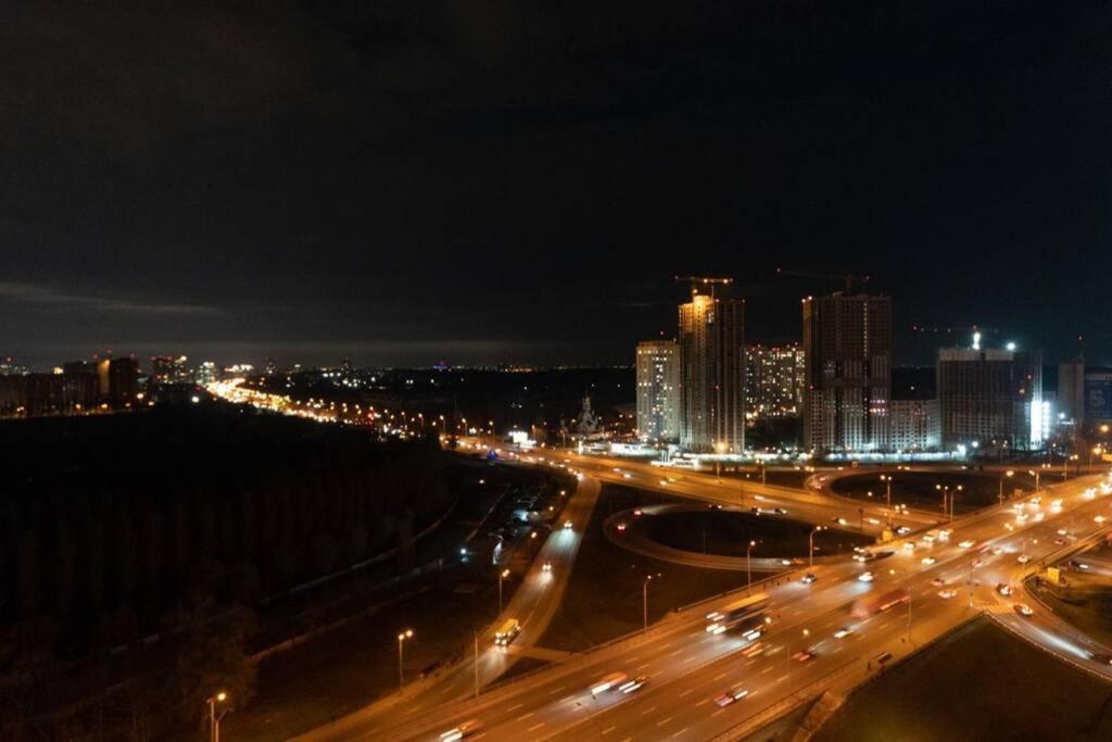 Чудесная 2 Комнатная Квартира Люкс Уровня Теремки Kiev Buitenkant foto